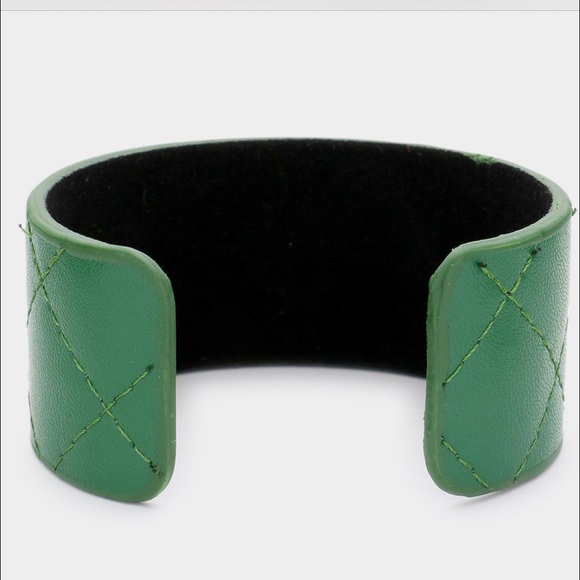 Green Pearl Trimmed Rhinestone Honey Bee Accented Faux Leather Cuff Bracelet - Picture 2 of 2